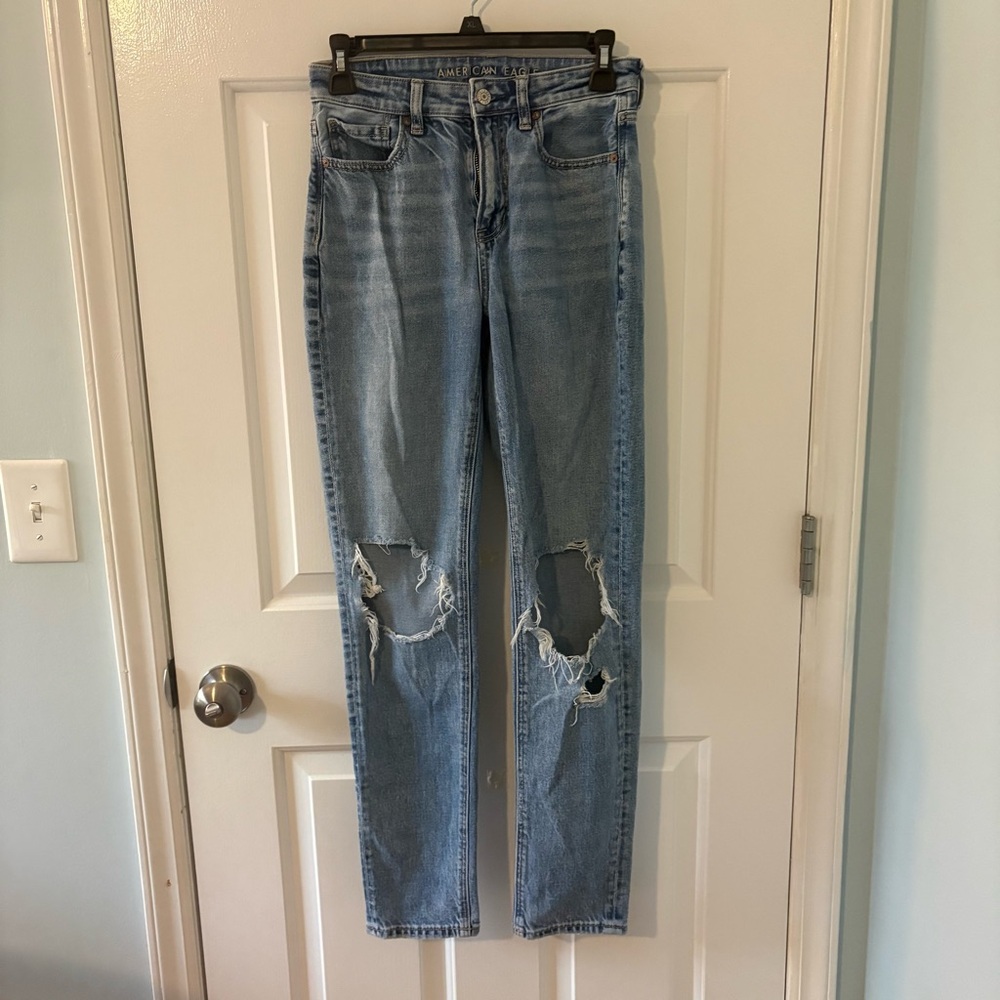 American Eagle Mom Jeans – Women’s 0 Long Distressed High Rise Denim Jeans